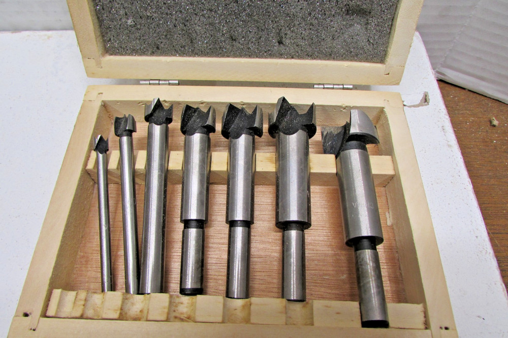 7 Piece Forstner Drill  Bits set. (1/4"-1")