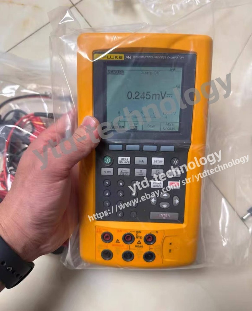 Fluke 744 Record multi-function process calibrator/used /DHL