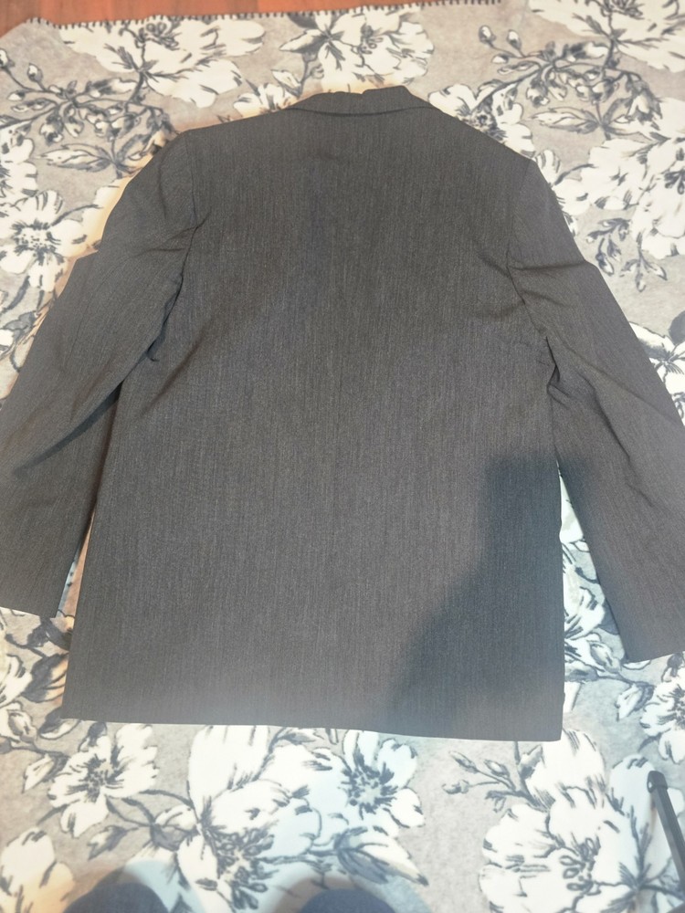 IZOD Men's Gray Two-Button Blazer Size 18 Regular Notch Lapel Polyester Rayon