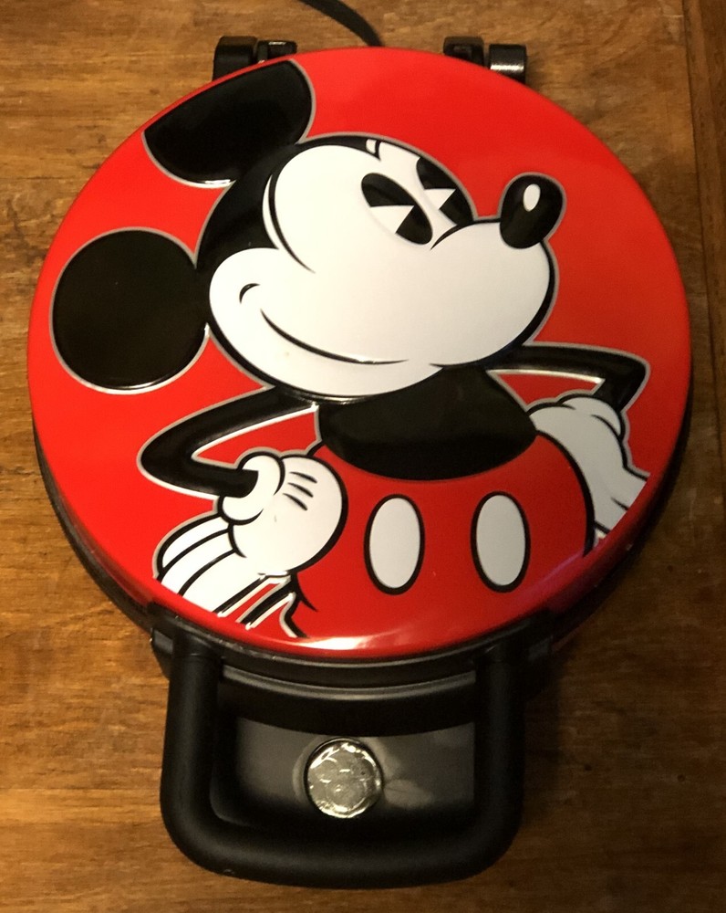 Red Disney Intertec DCM-12 Mickey Mouse Electric Non-Stick Waffle Maker