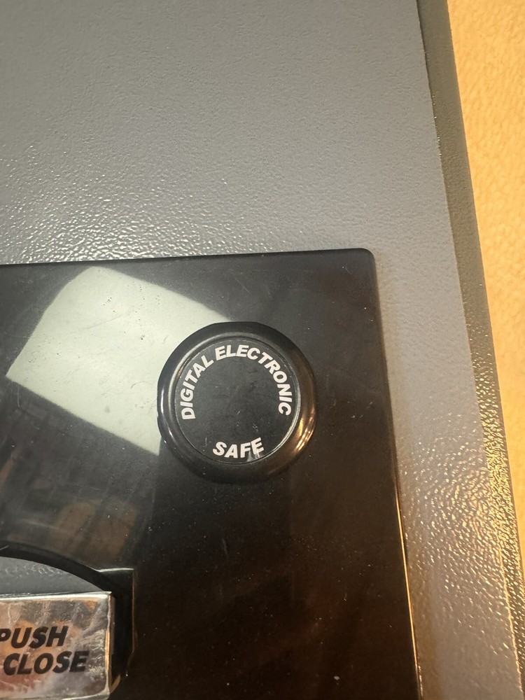 first alert Digital Electronic Safe MFAS2074F