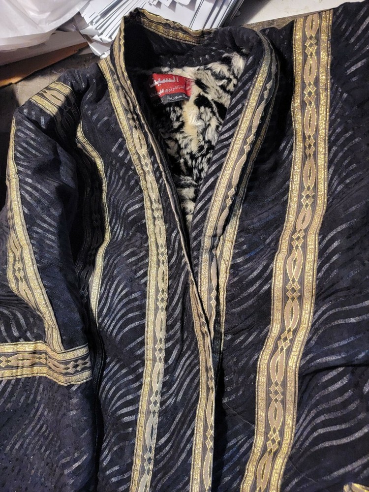 Arabic fur gold black robe