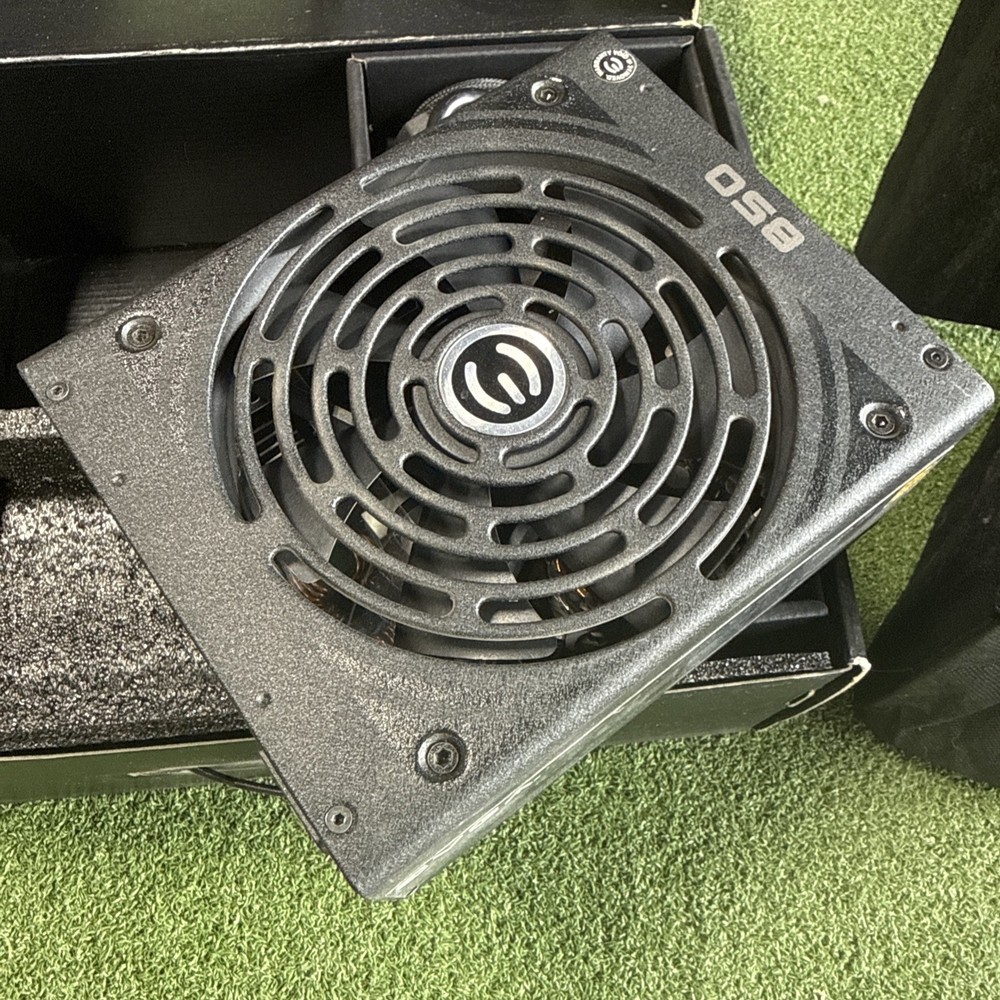 EVGA Supernova 850 G2 Power Supply. Complete.