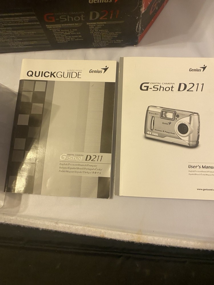Genius G-shot D211 Digital Camera Boxed Tested Working D