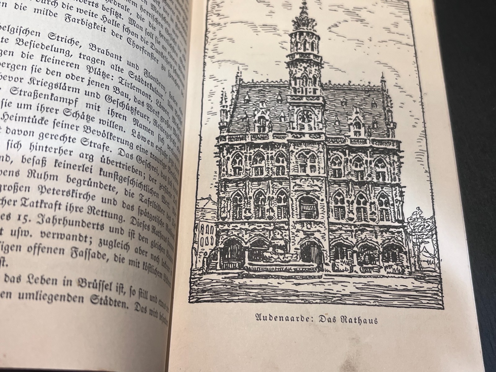 Original WWI German Imperial Army Book "Das Deutsche Soldatenbuch" Berlin