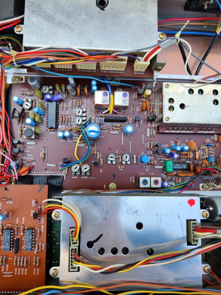 Vintage SAE Two T14 Digital Tuner Powers On