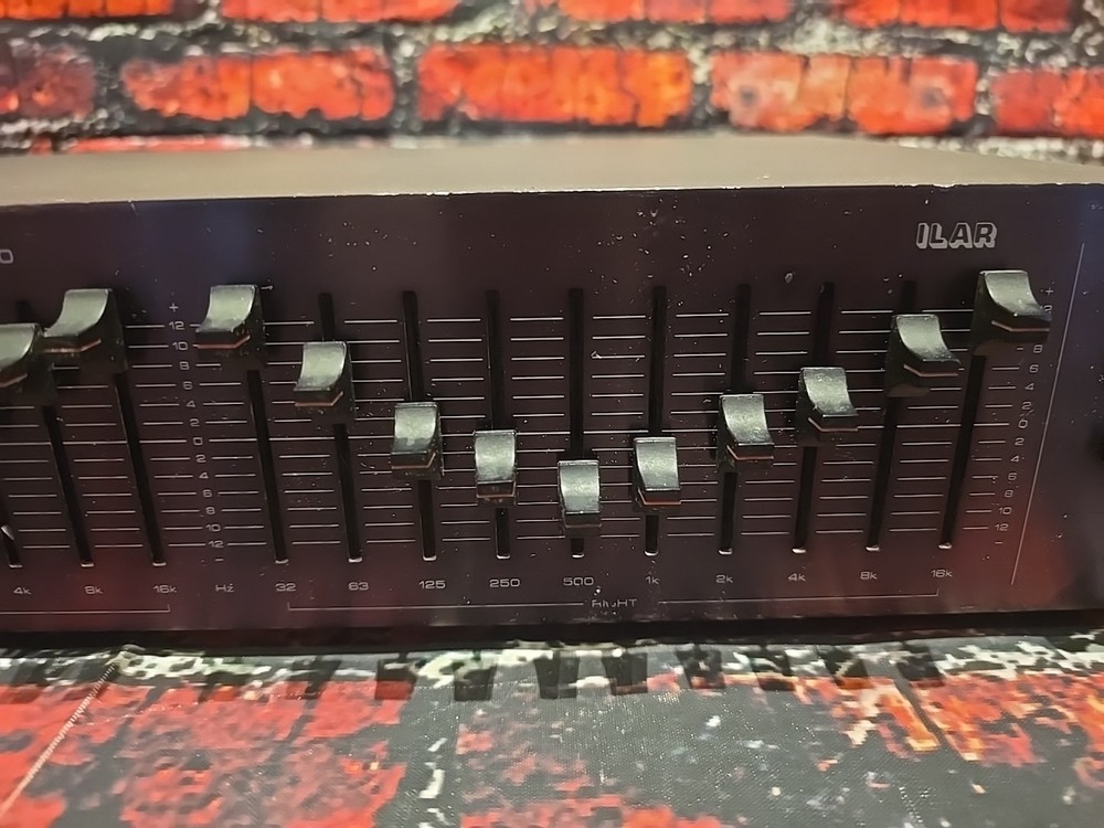 Rotel RE-1010 Stereo Octave Equalizer - ONE OWNER - TESTED - WORKING