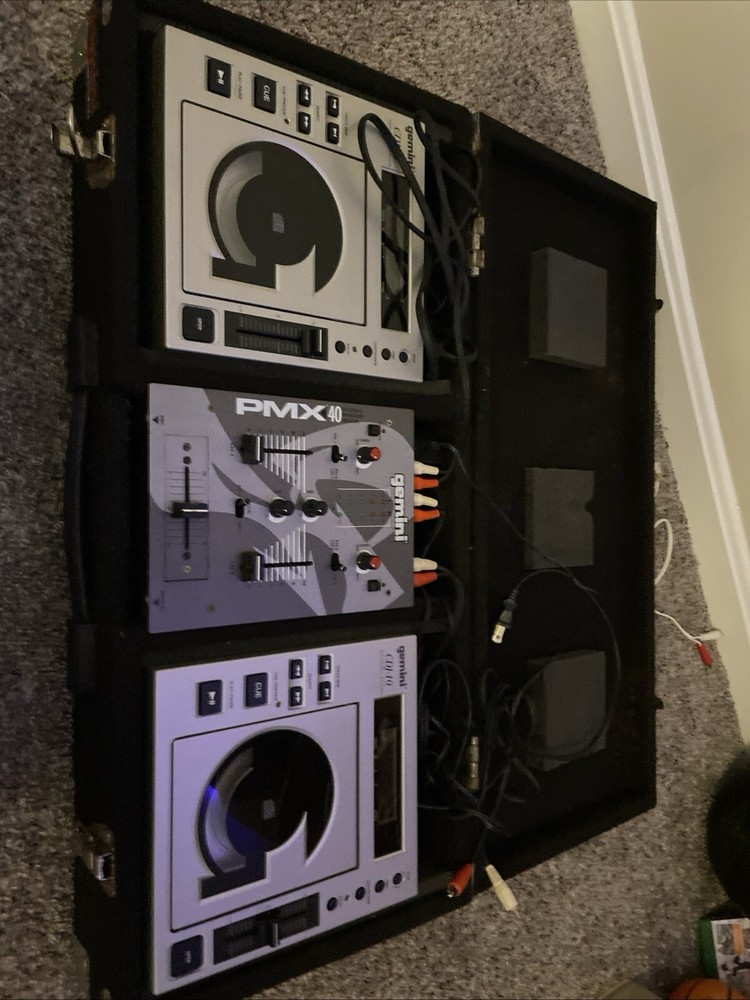 Gemini CDJ-10 Pro CD Player - PLEASE READ - Skips a Lot - Everything Powers On