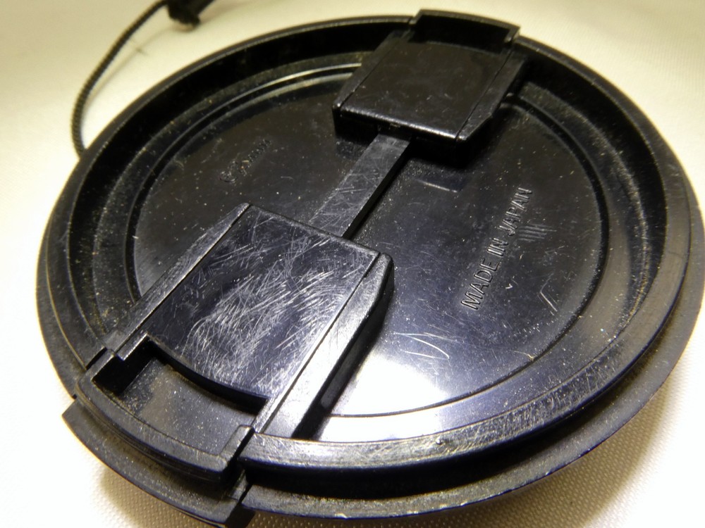Nikon 62mm Front Lens Cap Nikkor EOM with keeper string