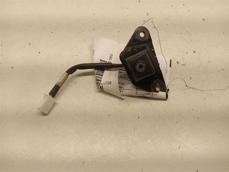 Camera/Projector Decklid Mounted Fits 06-09 PRIUS 558190