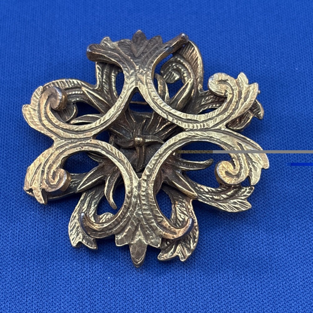 Vintage BENEDICT NY Gold Tone Brooch Signed