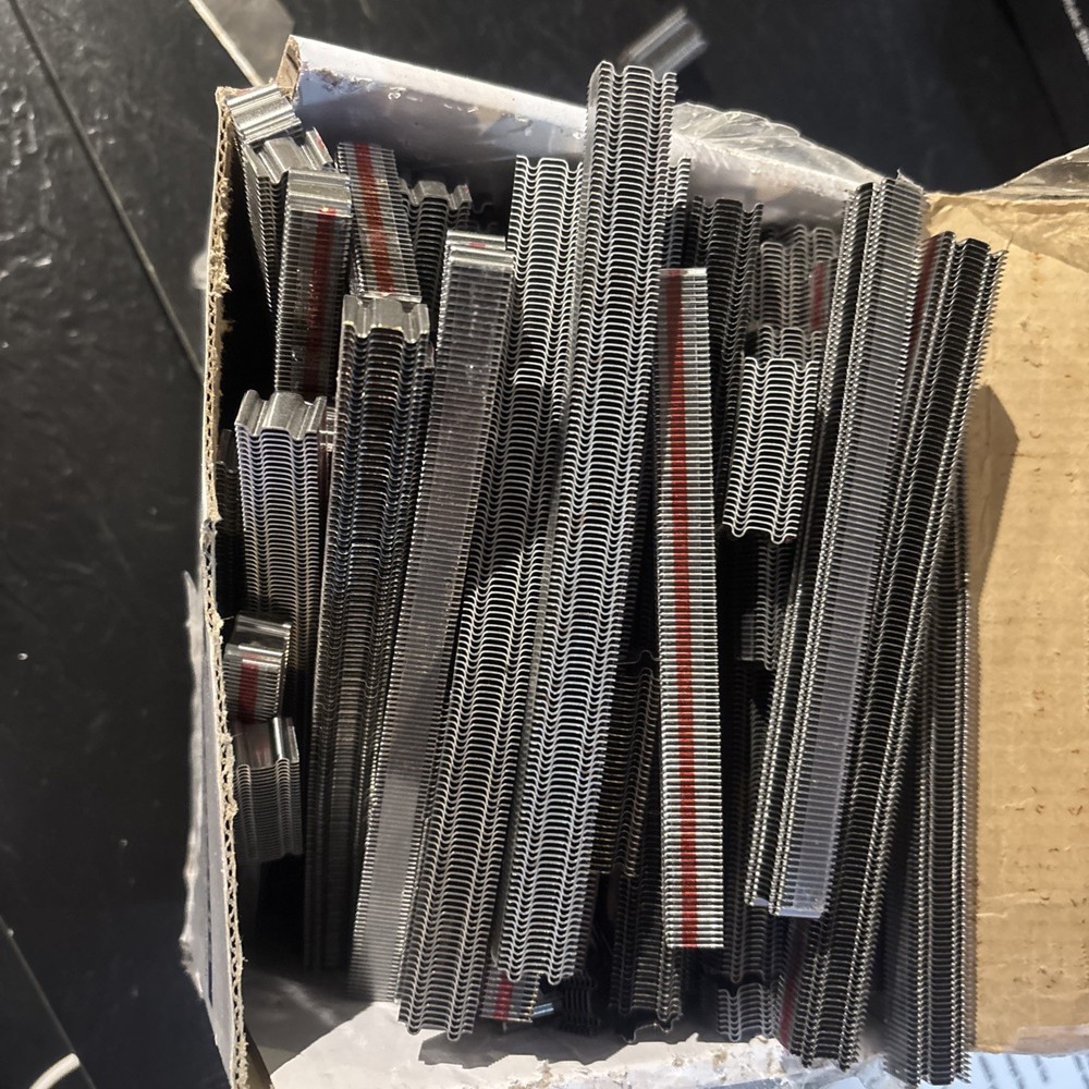 Spotnails FFS-MICRO10 Wide Corrugated Fasteners - Black