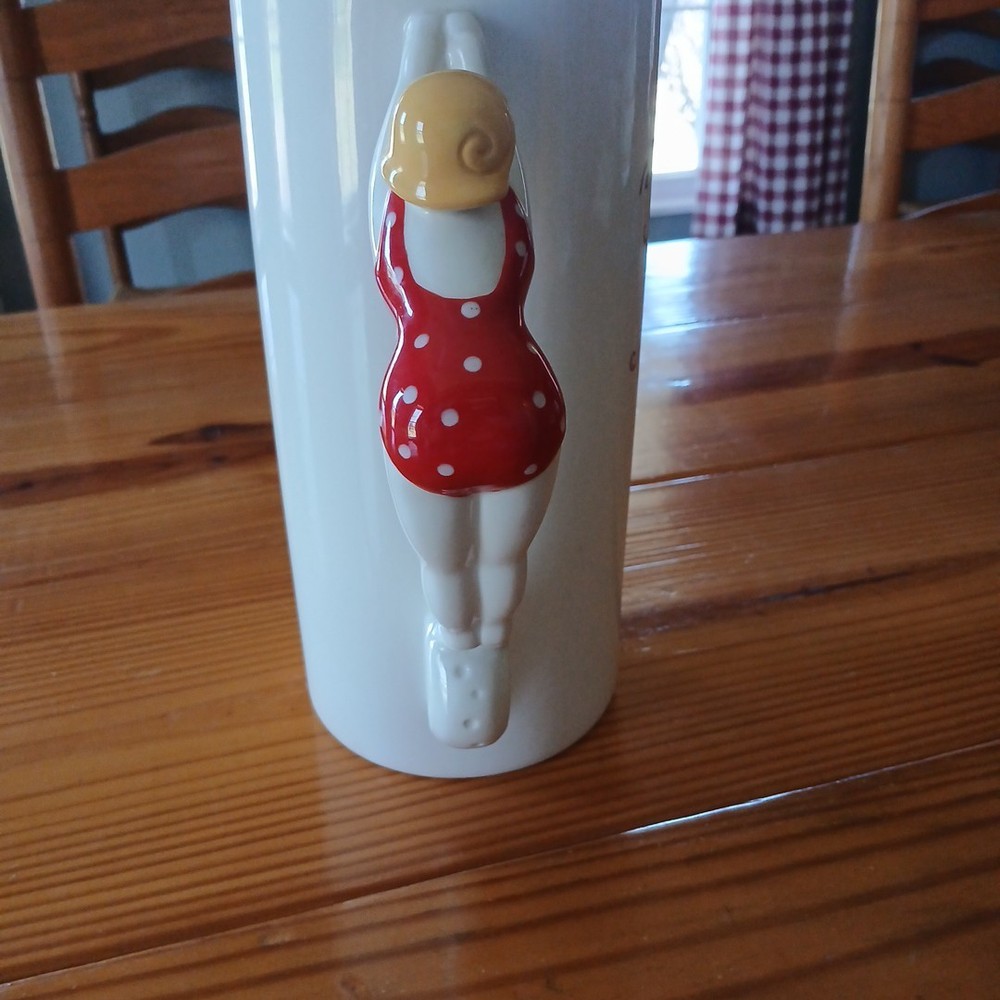 Martini Pitcher Grasslands Road