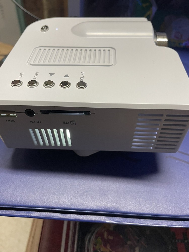 LED Projector LCD Image Style