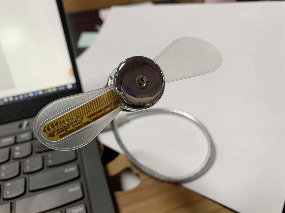 Mini USB LED Clock Fan Powered Cooling Flashing Real Time Display Function