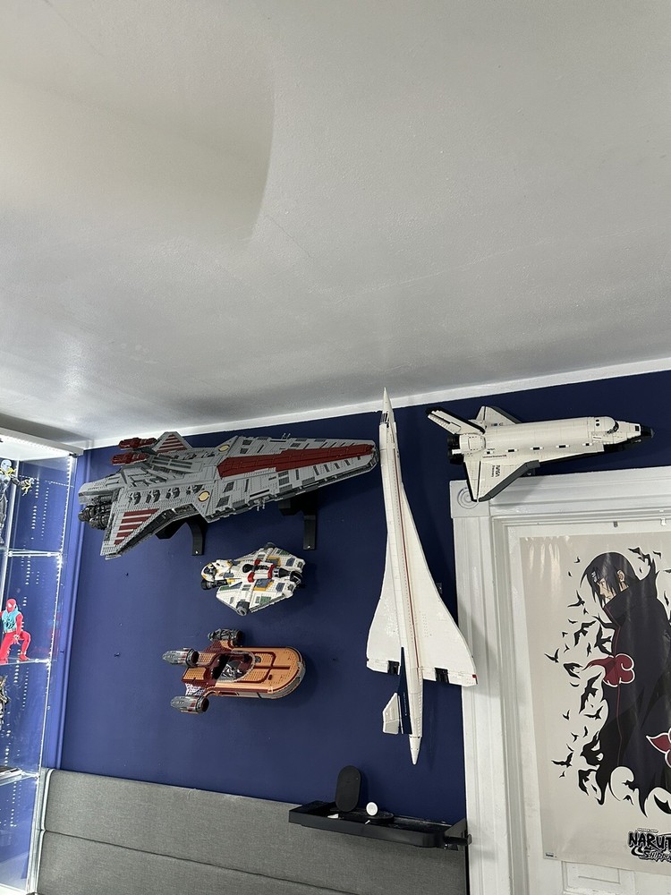 Wall Mount Display for Lego Space Discovery Shuttle