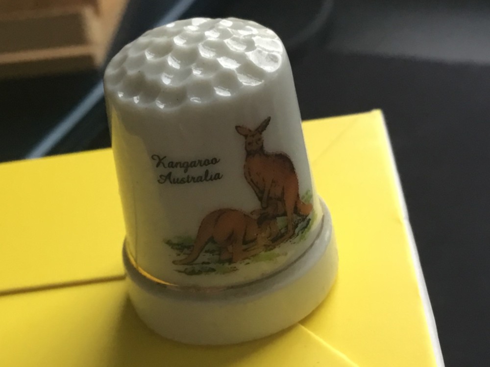 Thimble - Australia - Kangaroo    - Z