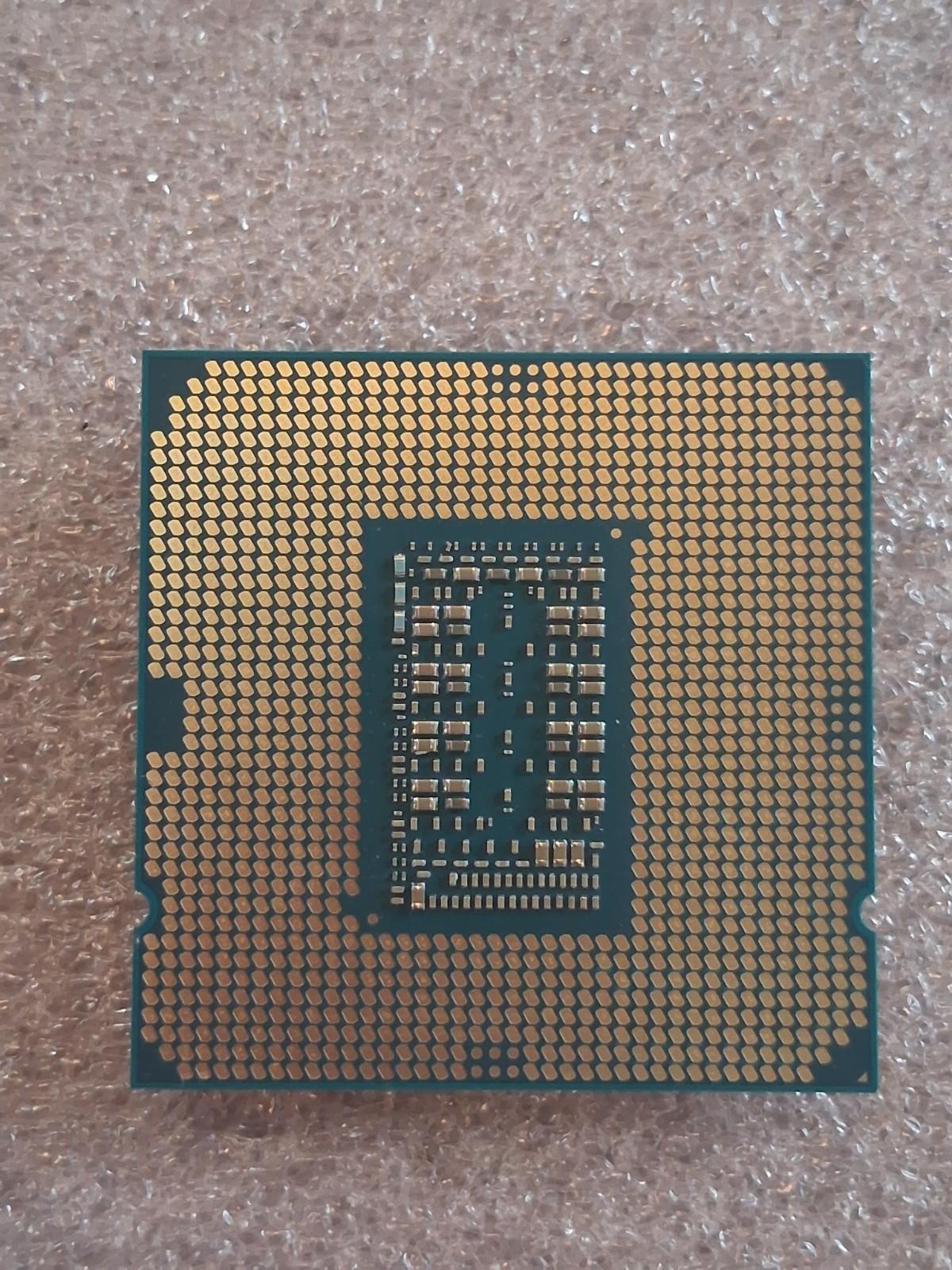 Intel Xeon E-2324G 3.10 GHz 8M Cache 4 Cores LGA 1200 CPU Processor SRKN7