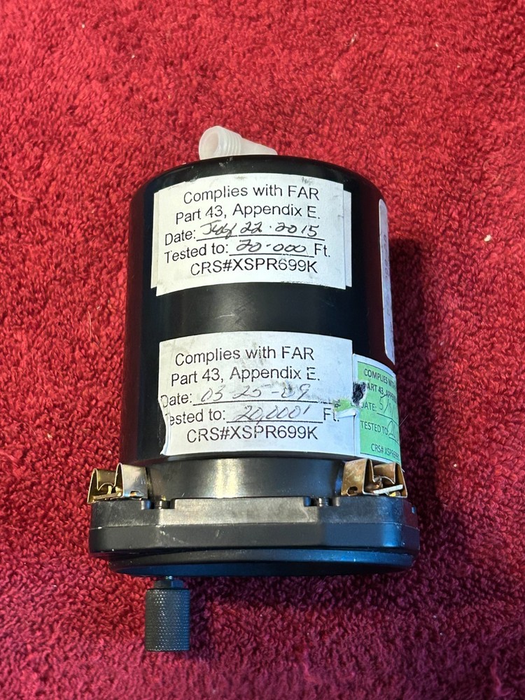 UNITED INSTRUMENTS ALTIMETER P/N 5934PD-3 CODE A.134