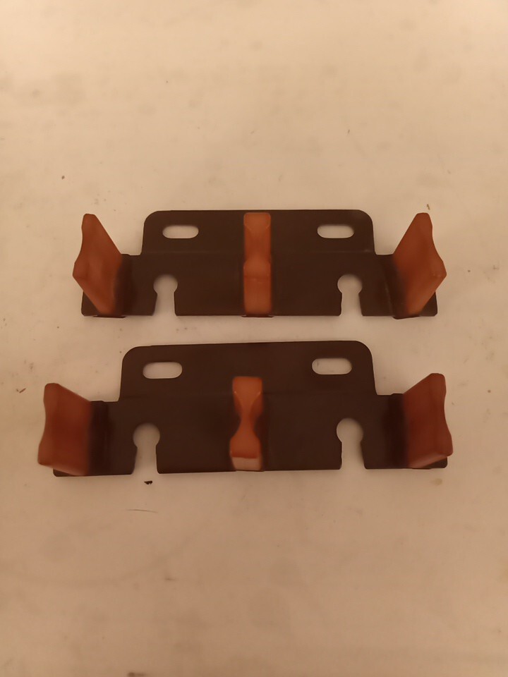 2 LE Johnson Products  Bypass Door Guide Universal