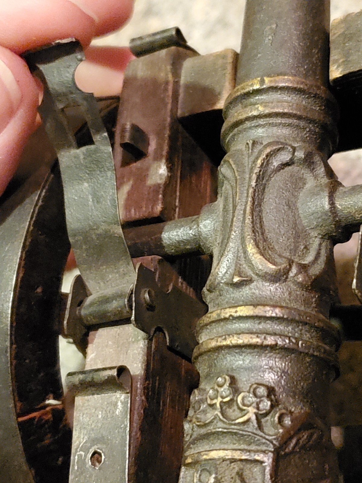 Model of a Spanish Field cannon, circa 16th century Replica Metal And Wood (Z6)