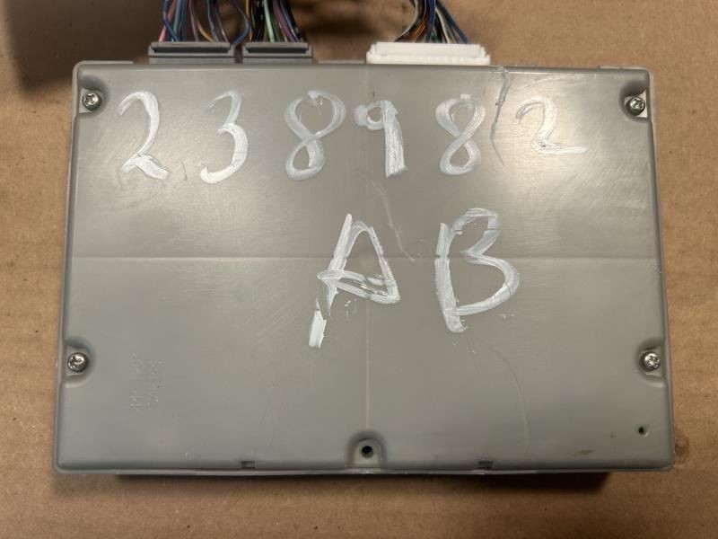 MAXIMA 2008 Fuse Box Cabin 6743