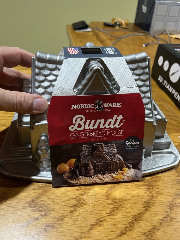 Nordic Ware Gingerbread House Bundt® Pan