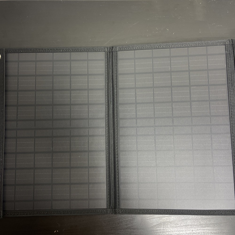 Keshoyal Foldable Solar Panel – 60W Portable Solar Panels NO CORDS.