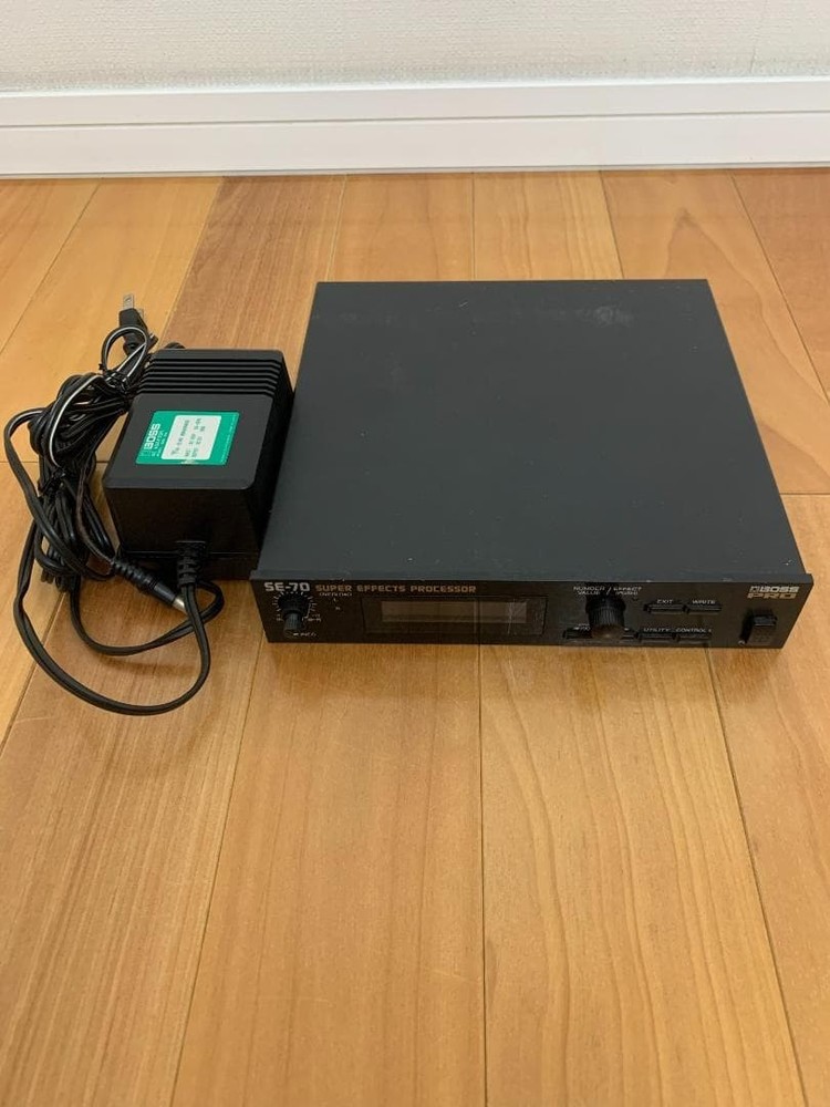 Boss SE-70 Super Effects Processor Pro spec Multi Effector Musical Instruments