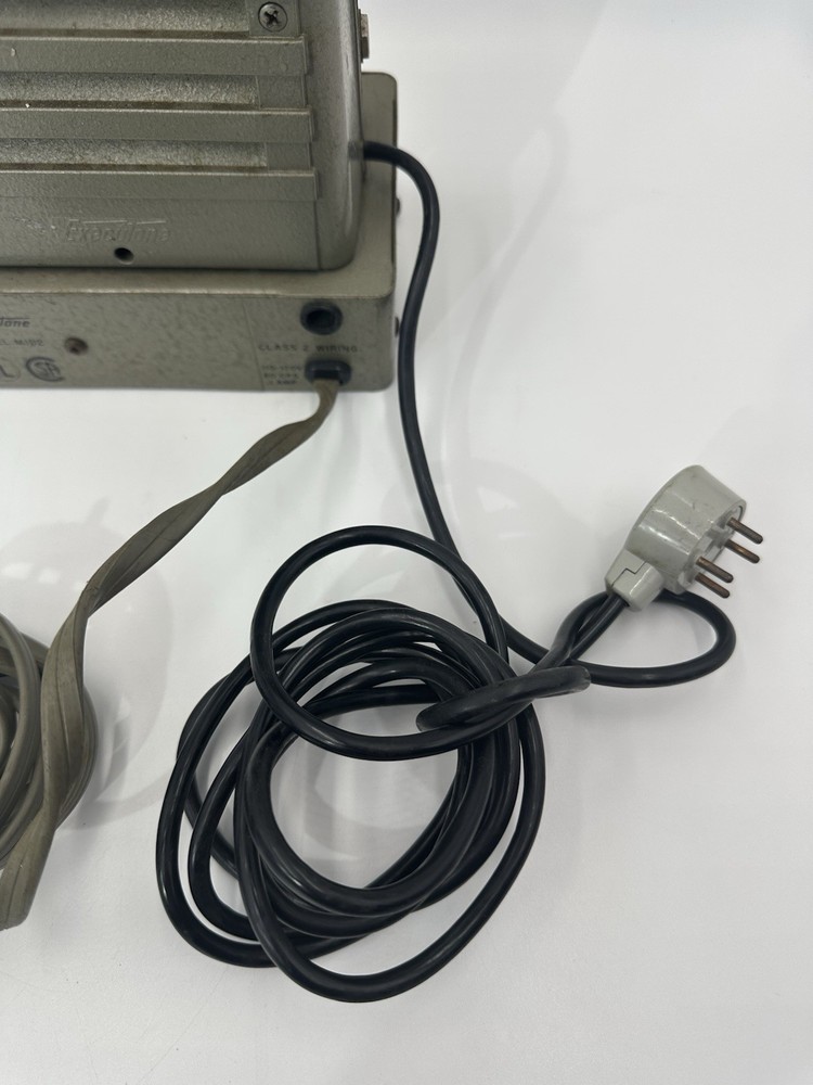 Vintage Executone Model M192 Office Intercom Speakers Bell System UNTESTED