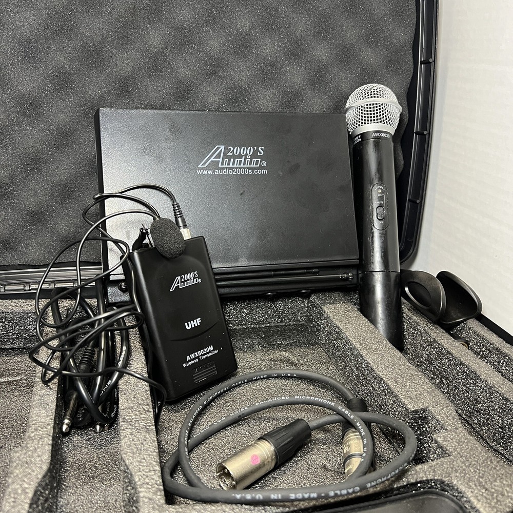Audio2000’s  Wireless Microphone and Lavalier Microphone Preowned Working
