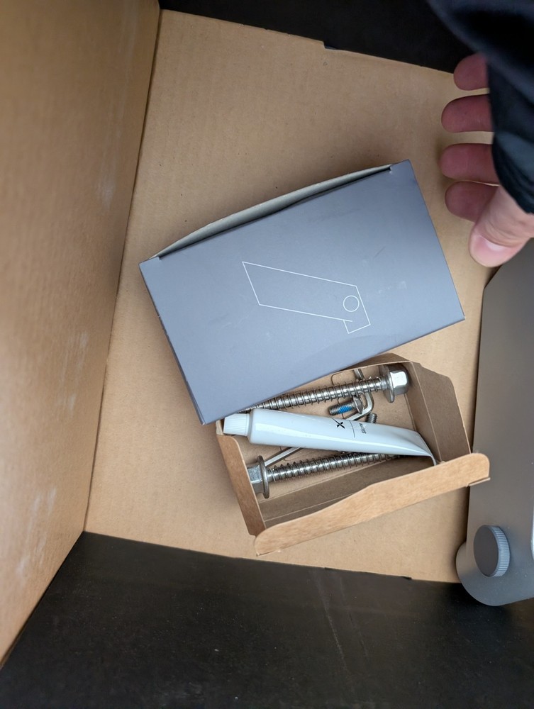 Starlink Performance Wall Mount - for “Performance Gen 3” terminals