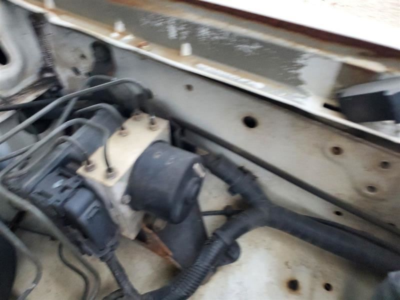 2004 Nissan Frontier OEM ABS Deceleration Sensor Control Module 285568z301