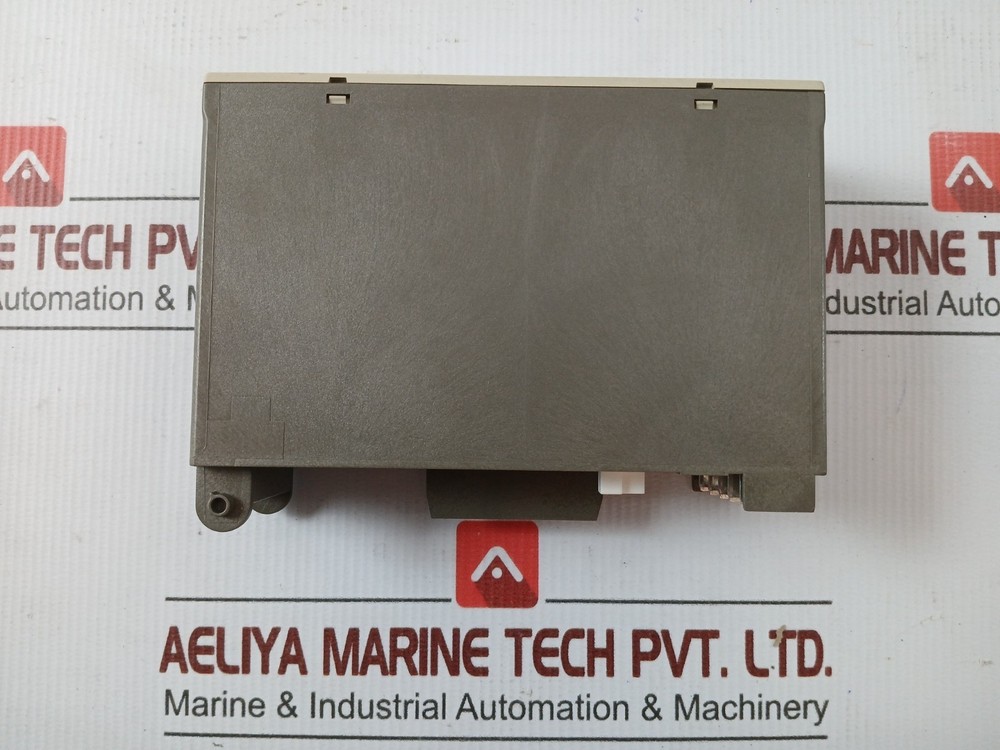 SIEMENS 6ES5 441-8MA11 Digital Output Module
