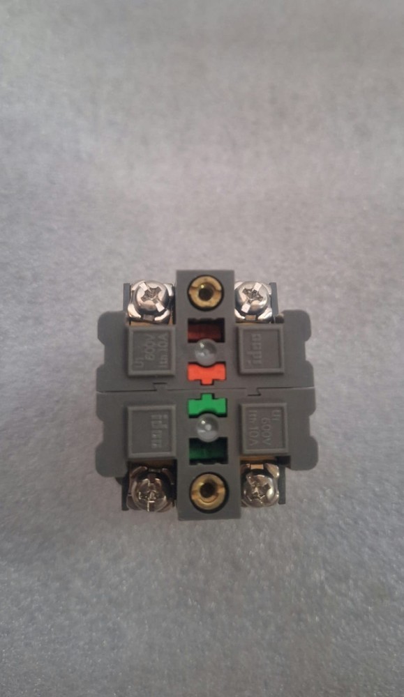 IDEC ABN 11610N Non-Illuminated Push Button Switch