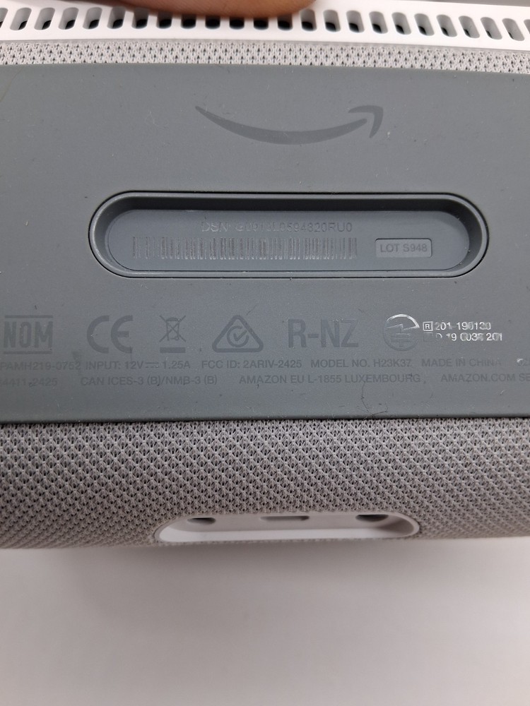 Amazon Echo Lot Of 3 Devices Echo Show 5, Echo Dot, Echo Puck