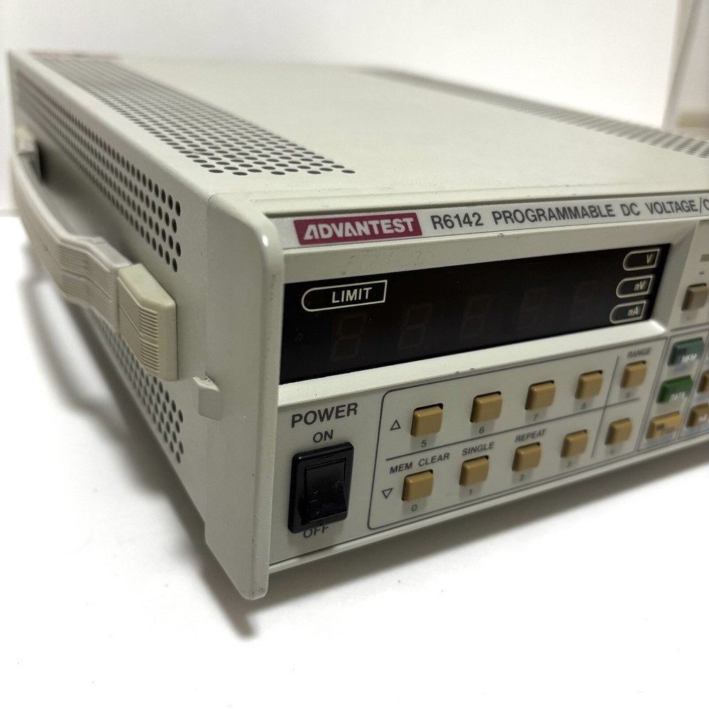 ADVANTEST R6142 Programmable DC Voltage Current Generator USED