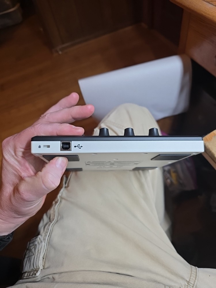 PreSonus ATOM Pad Controller USB MIDI Drum Pad for Studio/Beat Making - EUC