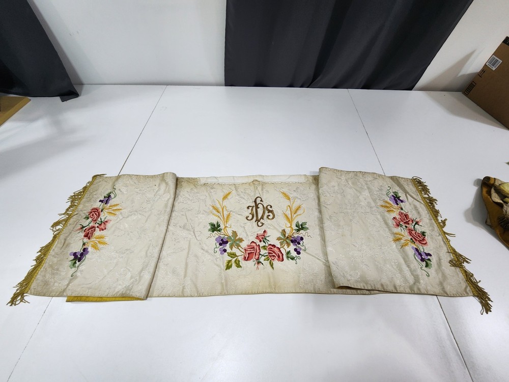 Antique Humeral Veil