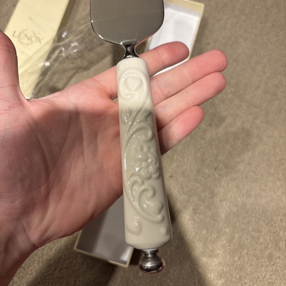 Lenox Wedding Cake Cutter