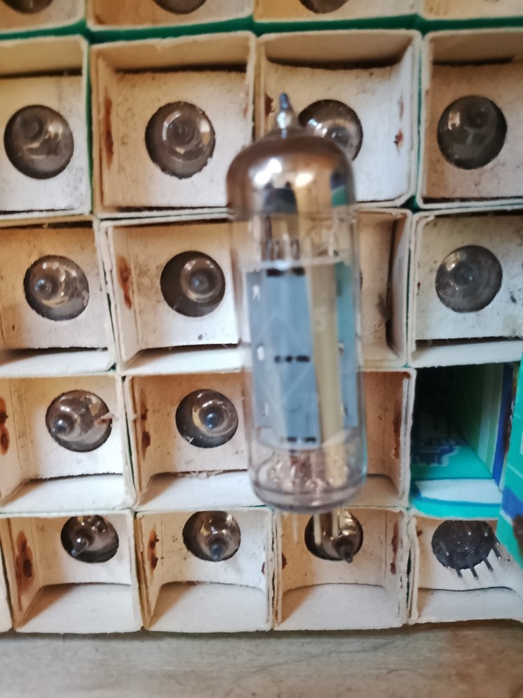 4 pcs 6p15p-ev tube Soviet Vintage tube NOS Same Code