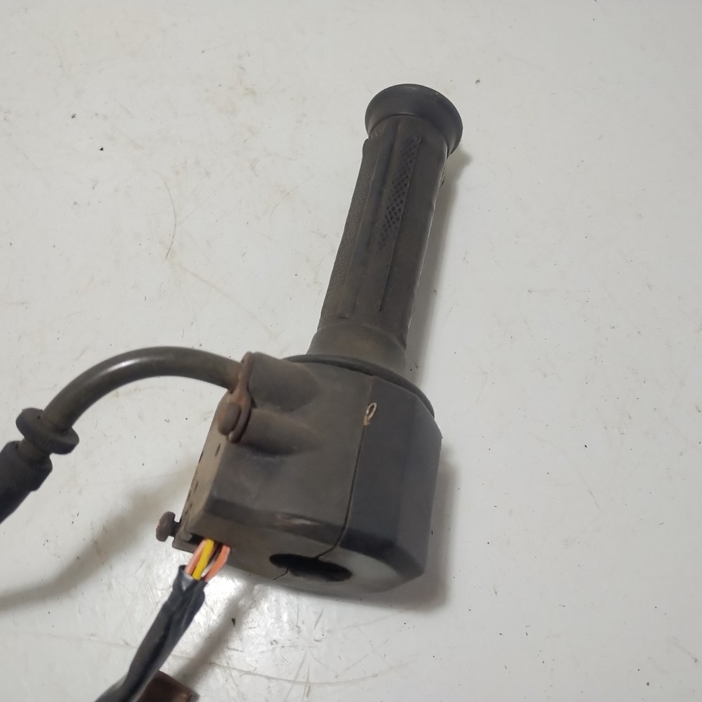 1993 Suzuki VX800 Right Handlebar Kill Switch Throttle Cables
