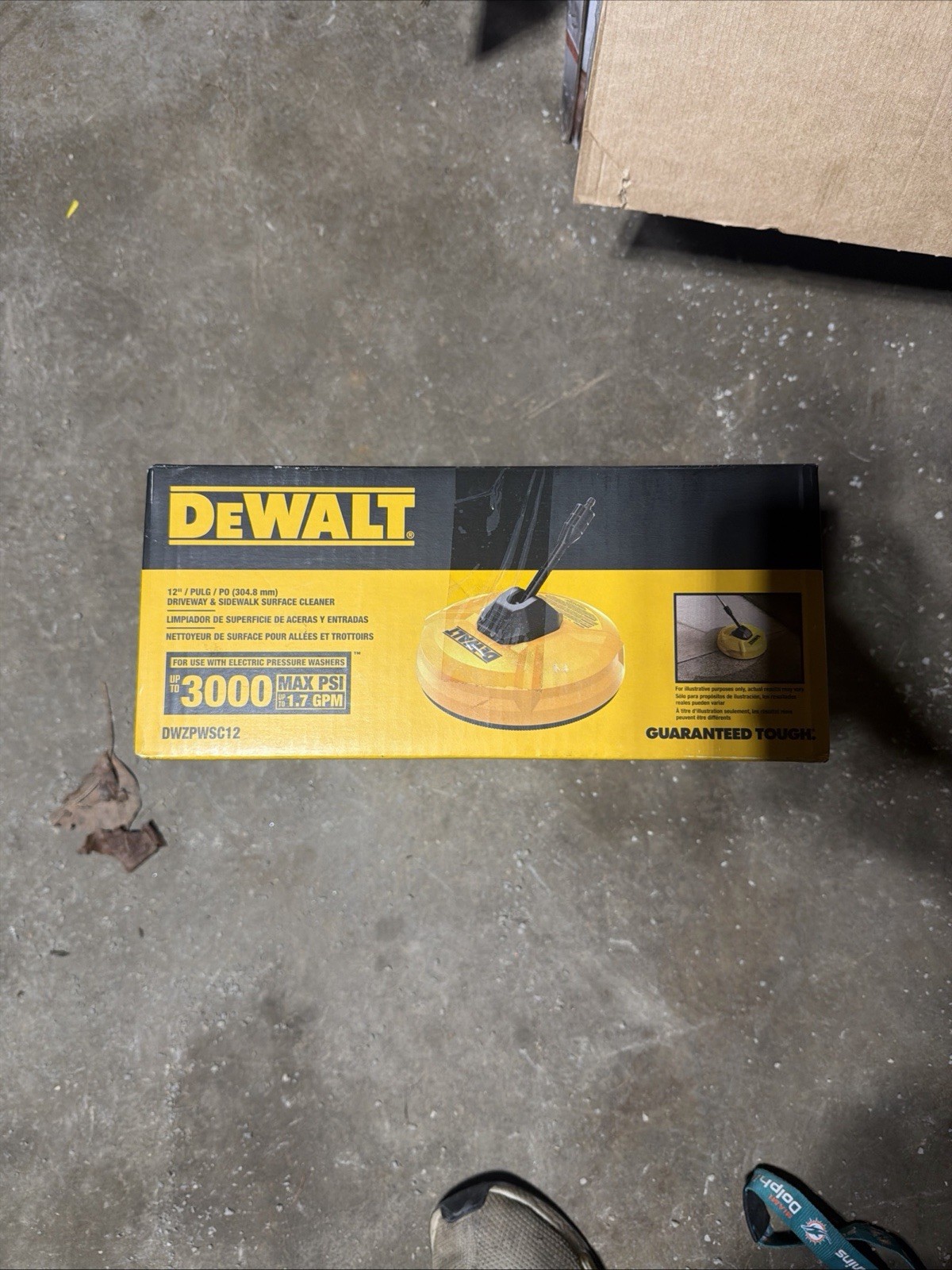 NEW DEWALT DRIVEWAY AND SIDEWALK SURFACE ROTATING CLEANER 12" DWZPWSC12