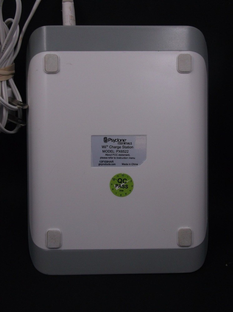 Psyclone Essentials Wii Charge Station Model PX6522 includes Base/Charging Cable