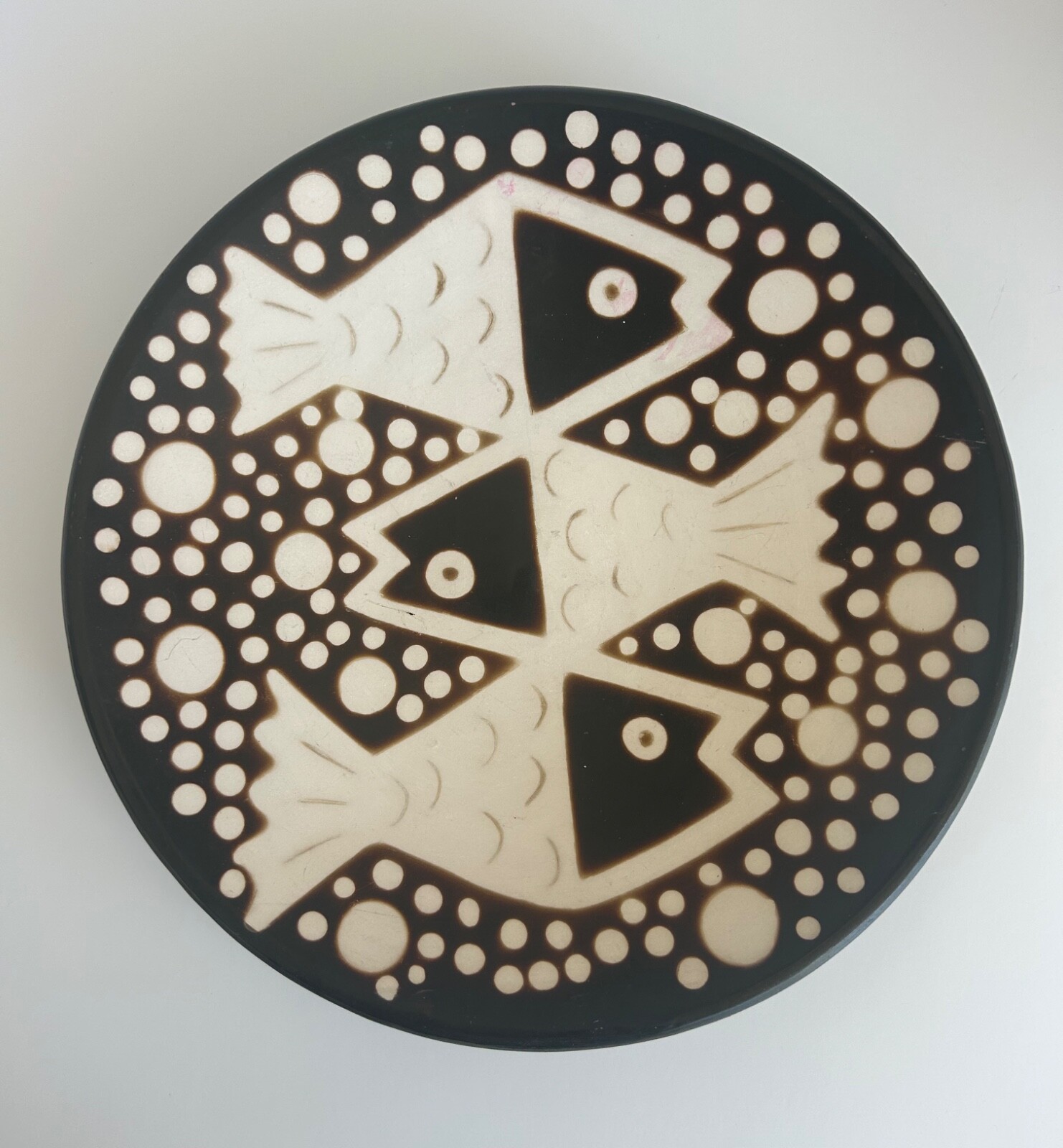 Antonio Lozada - original Chulucanas Peru Pottery Plate "3 fish" 10inch