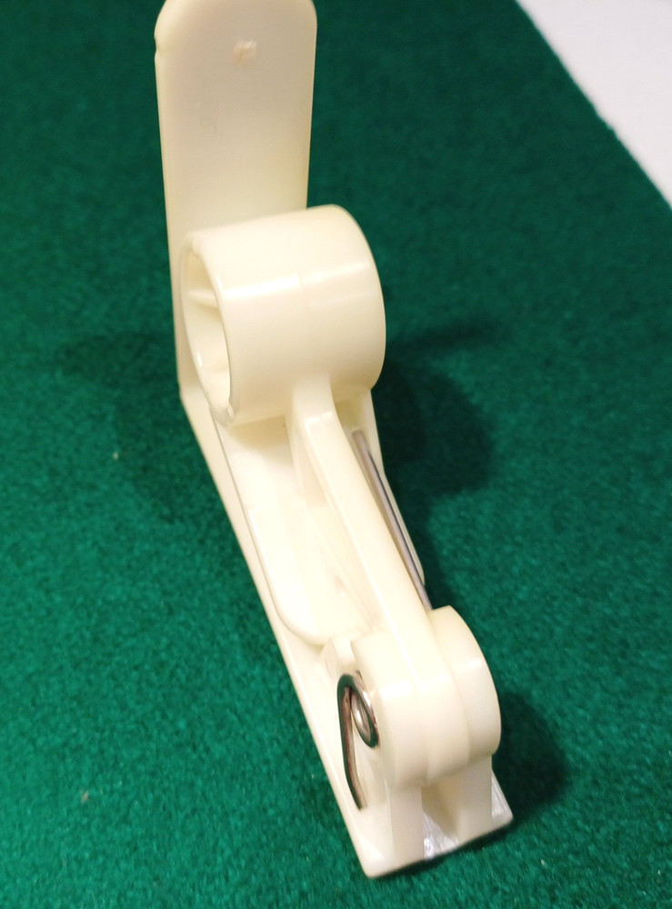 SPRING-LOADED TABLECLOTH CLIPS. SET of 17