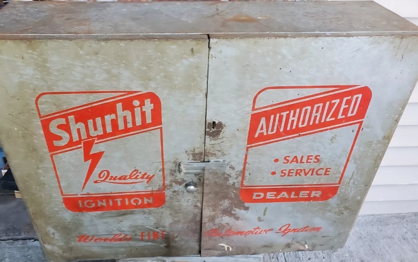 Vintage Shurhit Ignition Steel Automotive Advertising Workshop Cabinet *P/U ONLY