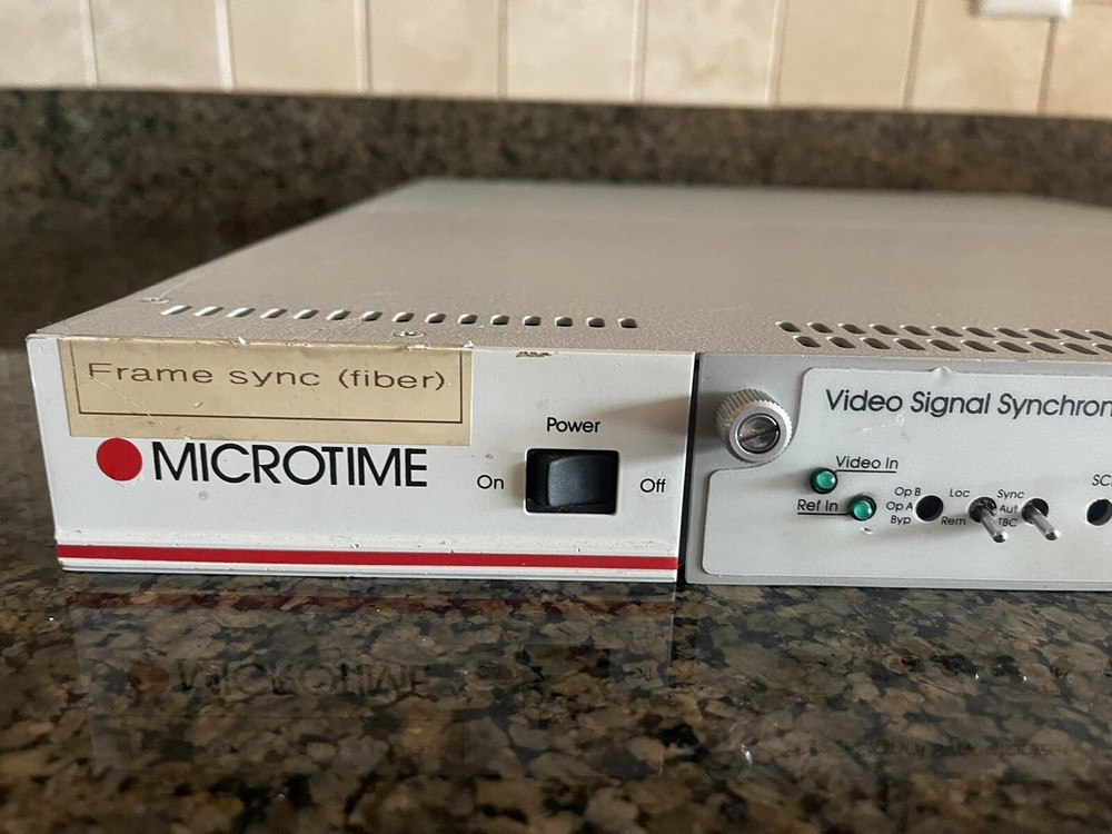 MICROTIME FS 8 VIDEO SIGNAL SYNCHRONIZER