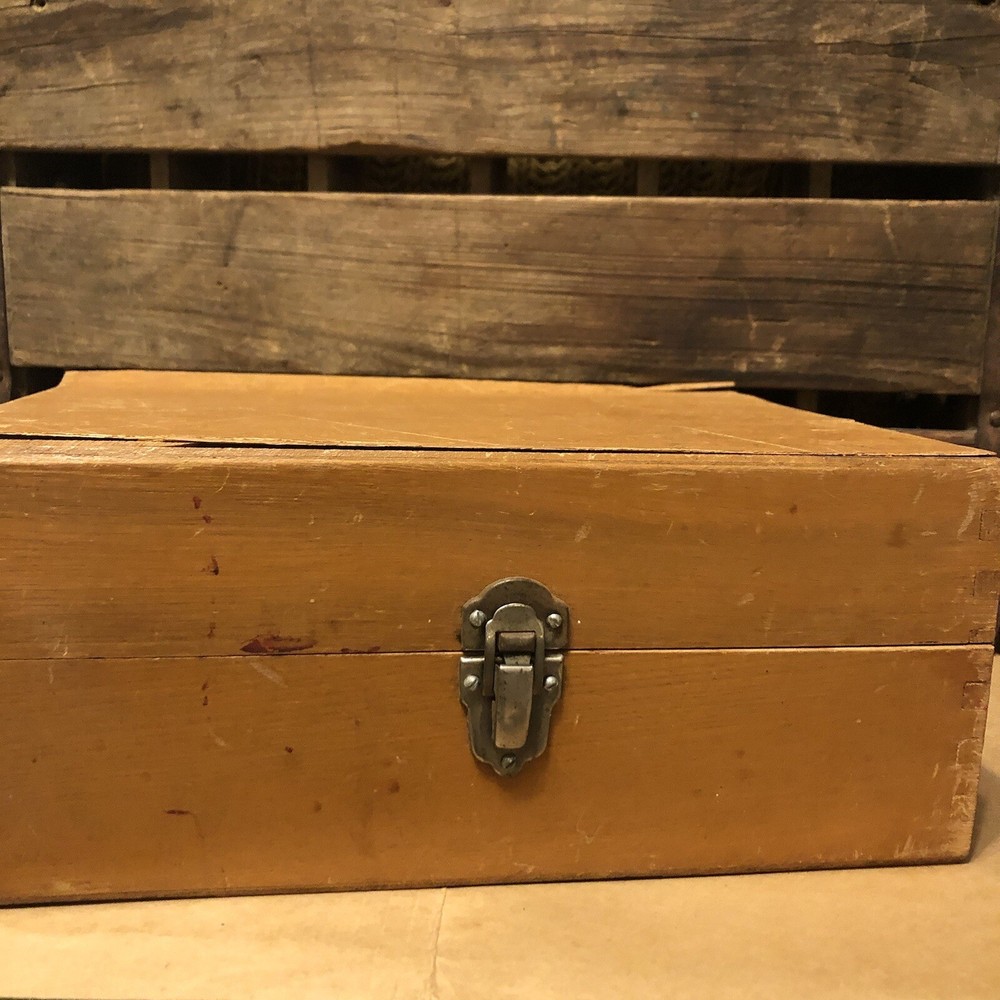 Vintage Microscope with Box Untested