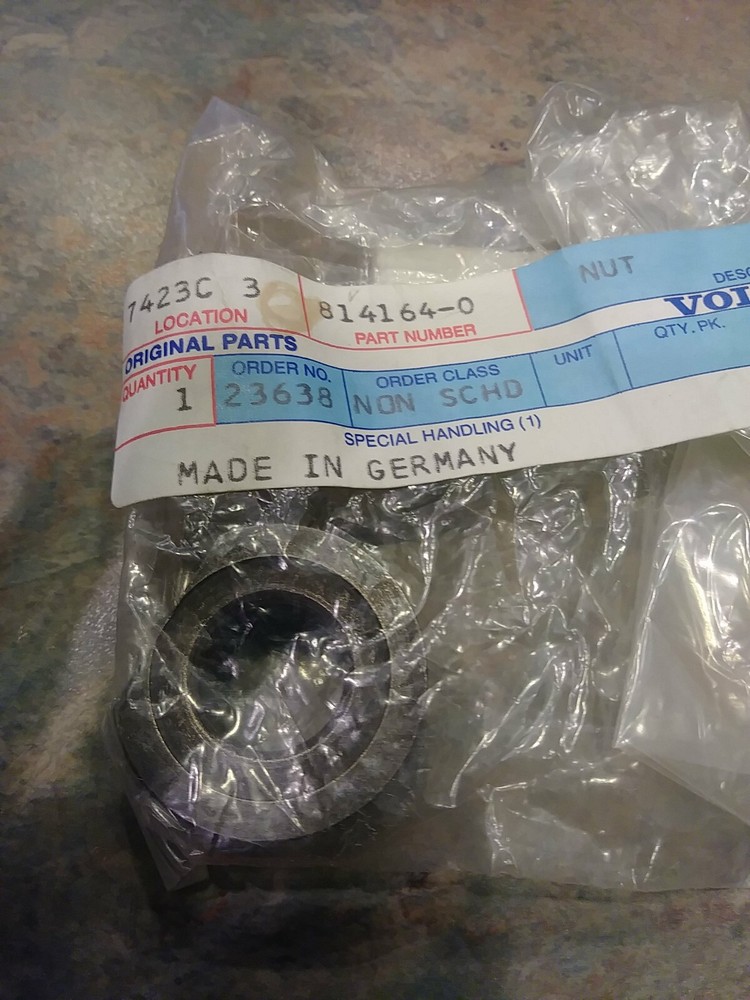 814164-0 Volvo Nut